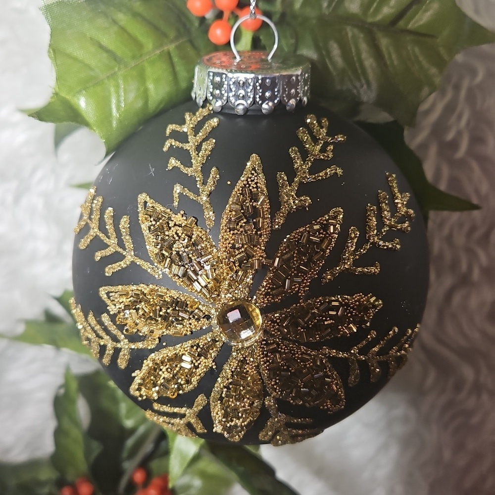 Hand Crafted Holiday Ornament Black Gold Beaded 3pc Set